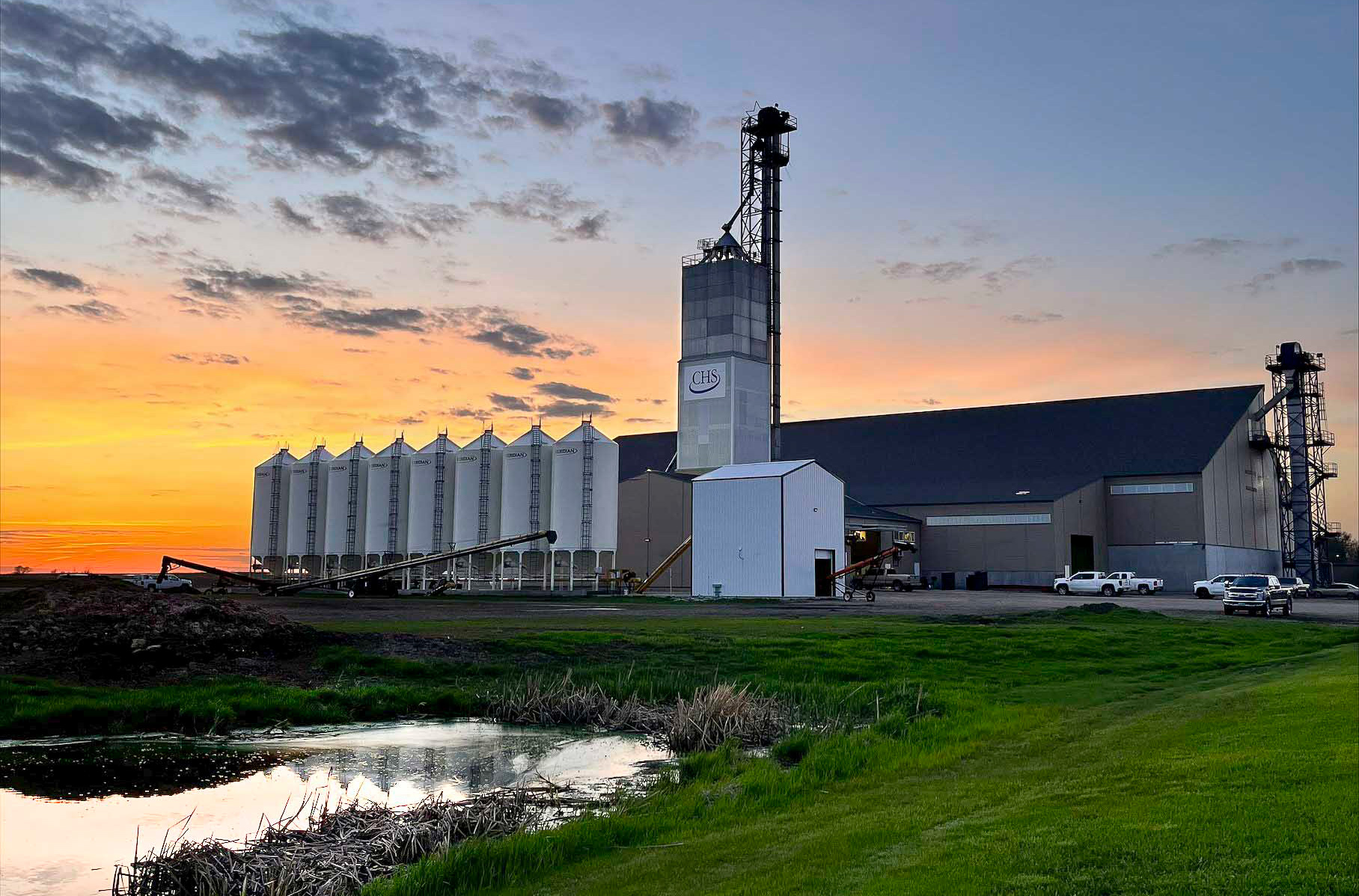 CHS fertilizer plant an sunset